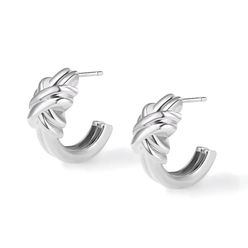 Winding C- Type Ear Studs [Silver] 3cm