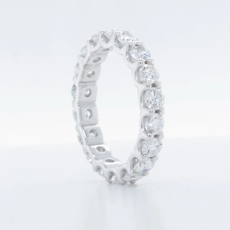 ladies engagement rings for small fingers -14k White Gold 18 Stone Round Diamond Eternity Band 2.45ctw G-H SI1 Size 6.75