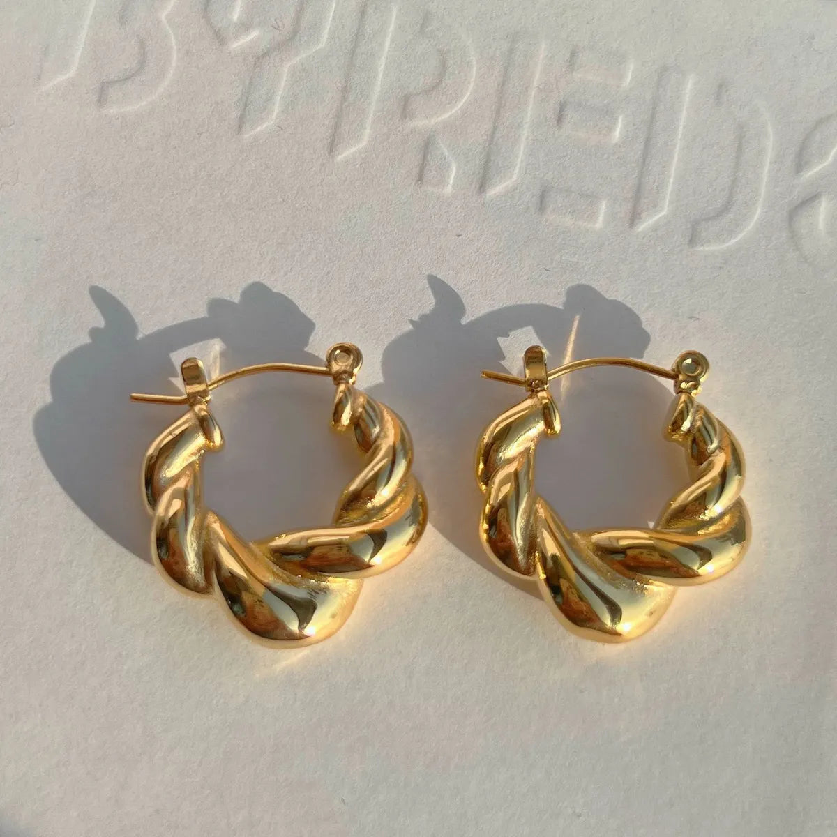 ladies earrings gold hoop style -1 Pair Simple Style Twist Titanium Steel Plating 18k Gold Plated Hoop Earrings