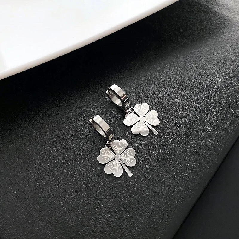 899-1 Earrings Silver