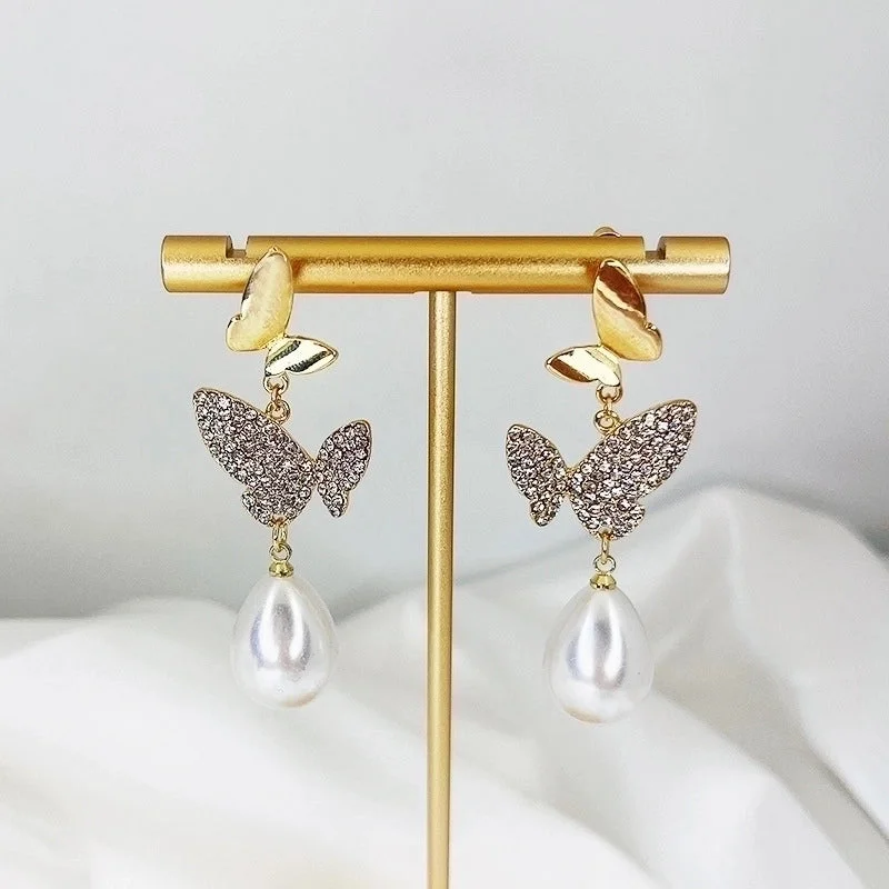 46# D0117 Butterfly Eardrops