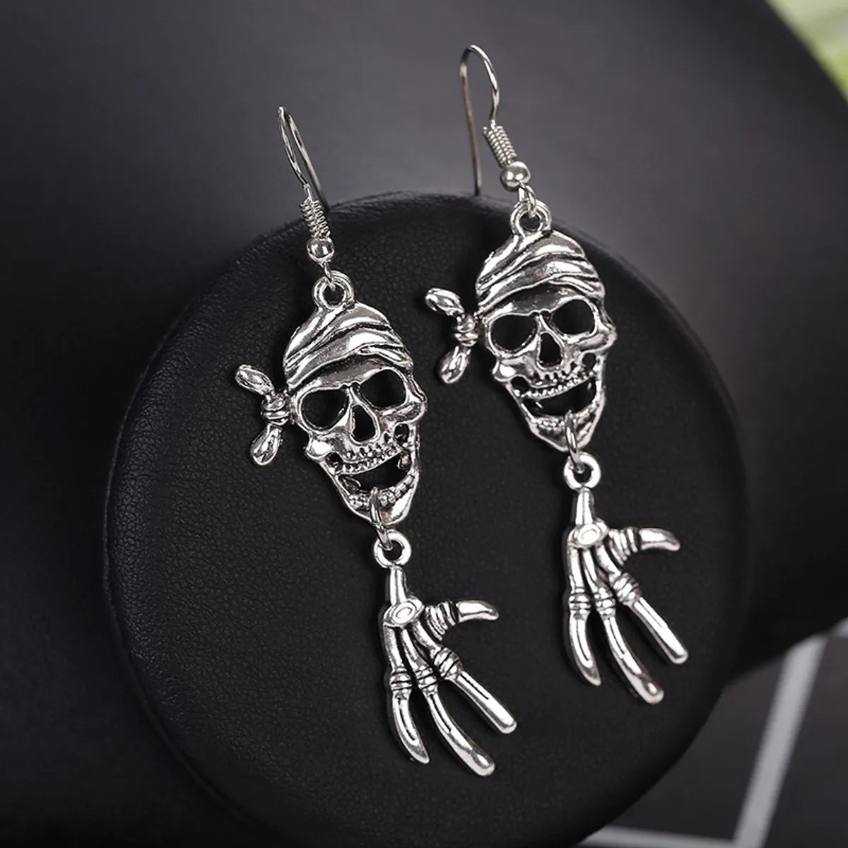 Skull Earrings