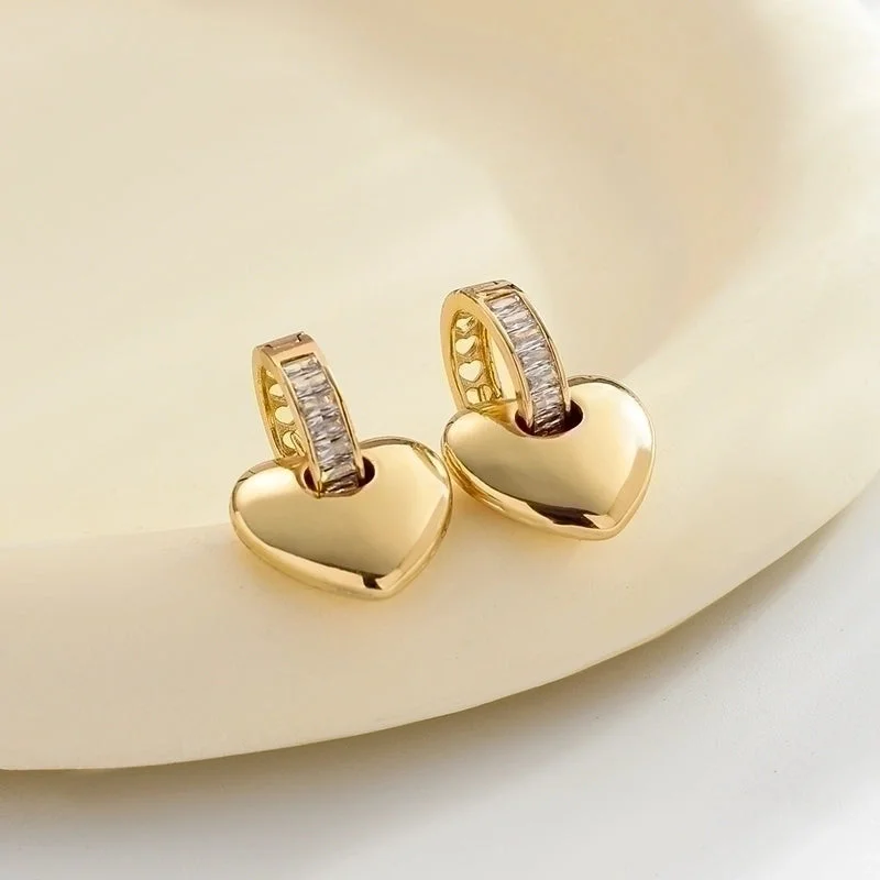 Gold|Glossy Love Ear Clip