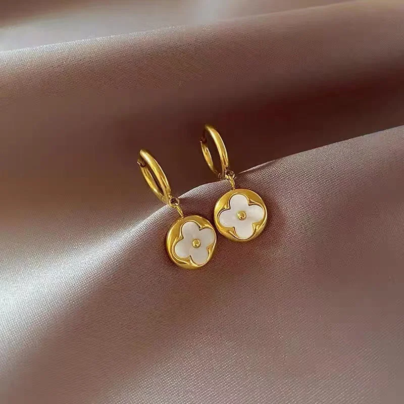 6630 Gold Earrings