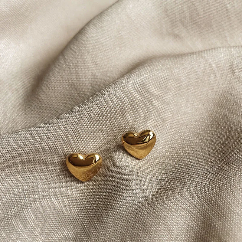 6648 Love Earrings