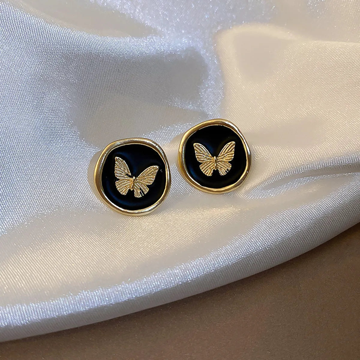 55# Black Drip Butterfly Studs-Golden Silver Needle