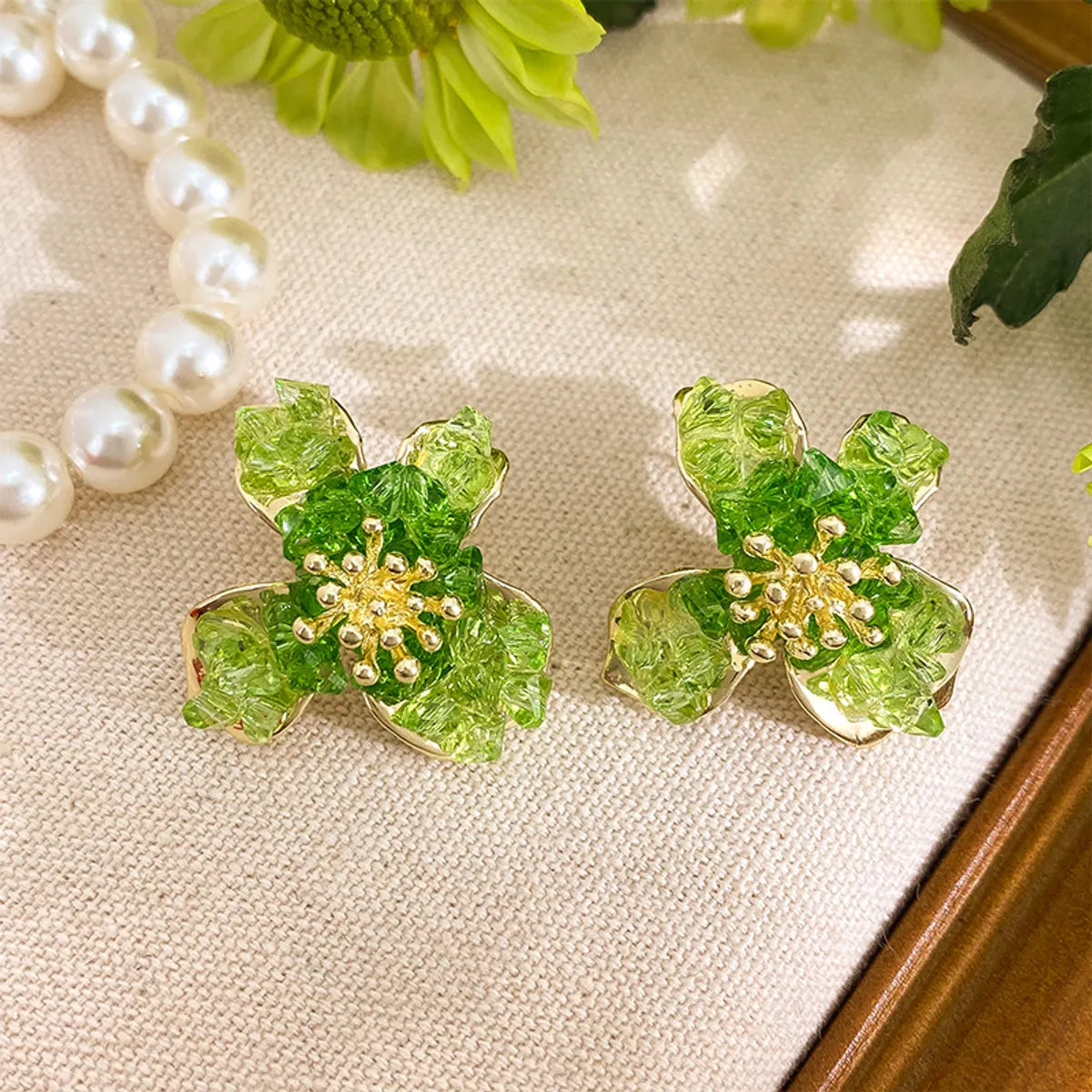 Green Gradient Crystal Flower Stud Earrings