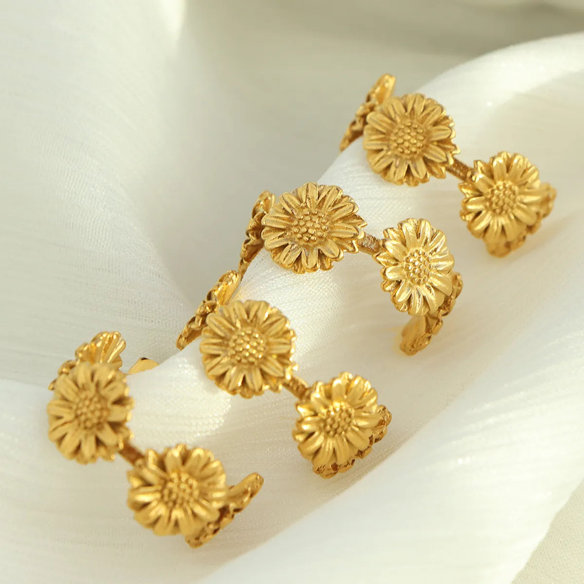 ladies earrings for evening glamour -1 Pair Elegant Sweet C Shape Chrysanthemum Frill Titanium Steel 18K Gold Plated Ear Studs