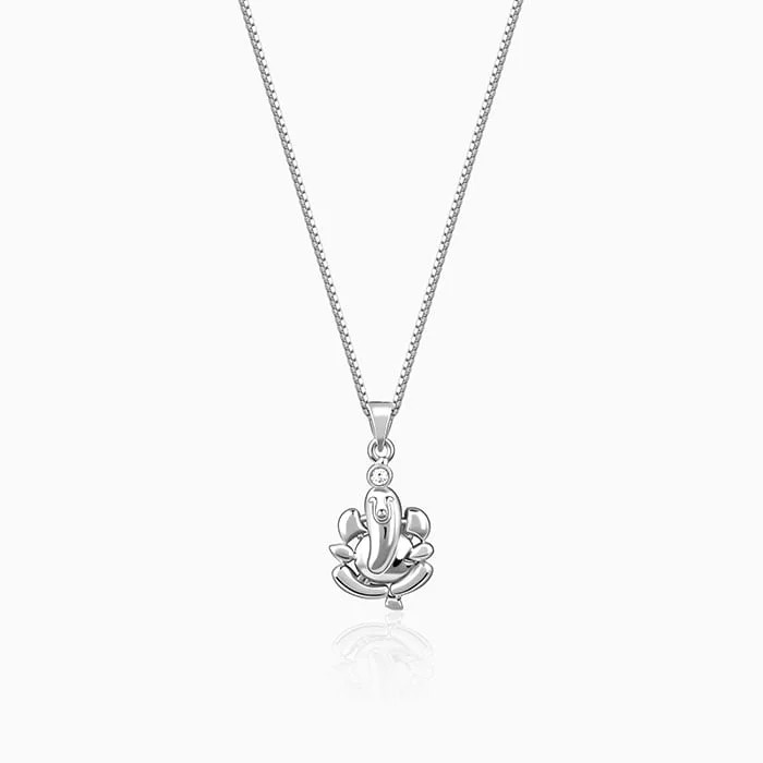 necklaces for fashion lovers -Silver Ganapathi Pendant with Link Chain For Him