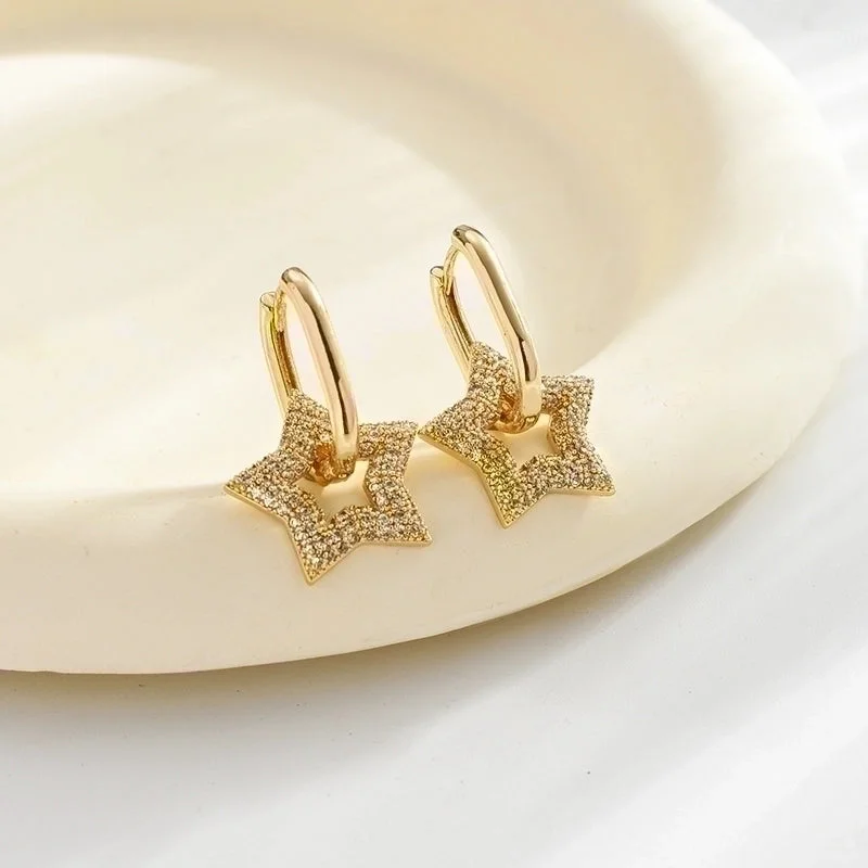 Gold|White Five-Pointed Star Ear Clip