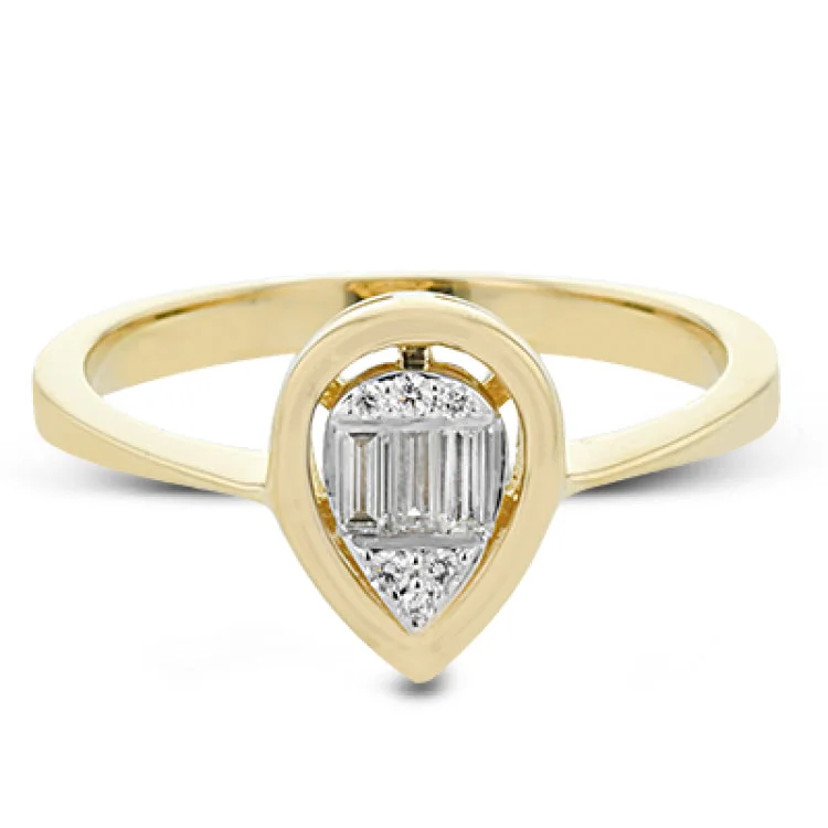 ladies rings for gifting ideas -This sleek, modern 18k gold ring features a central pear-shaped mosaic made from .14 ctw baguette diamonds and .03 ctw rounds diamonds.