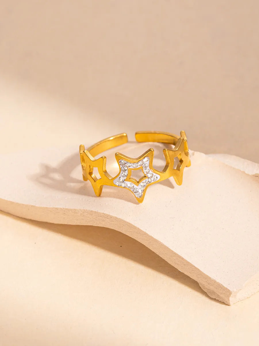 Hollow Stars Diamond-Studded Ring