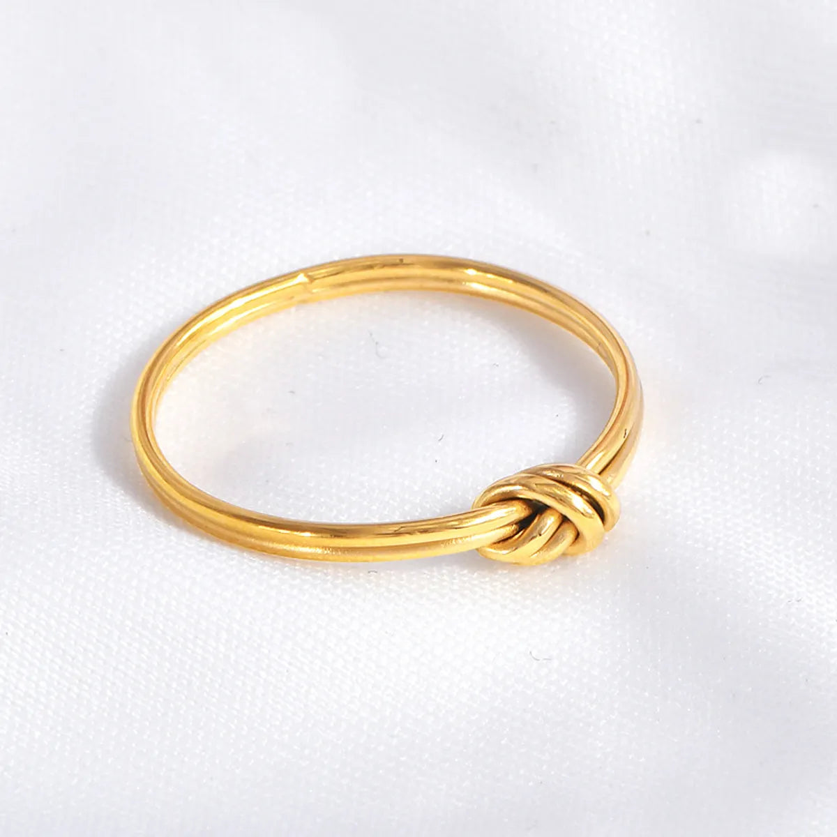 ladies rings trendy minimalist vibe -Wholesale Jewelry Glam Shiny Solid Color 304 Stainless Steel 18K Gold Plated Plating Rings