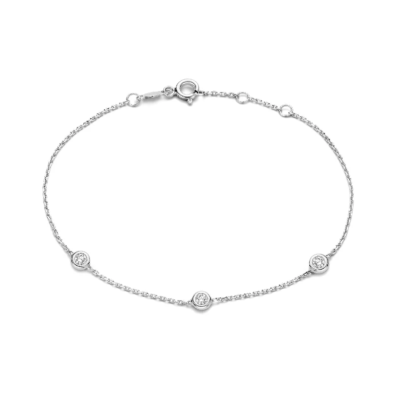 bracelets for mothers gift -De la Paix Alfie 14 karat white gold bracelet with diamond 0.12 carat